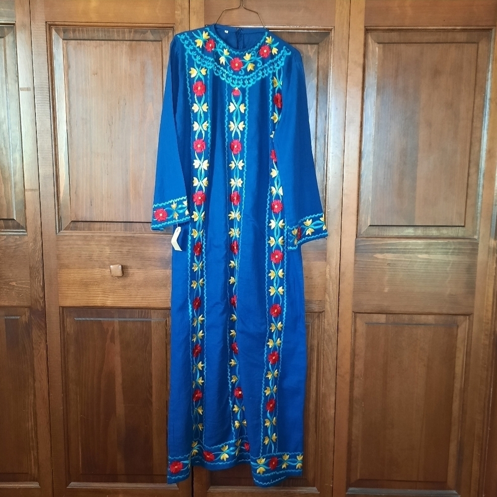 NWT Kurta/kurti Handcrafted Floral Embroidered Blue Cotton Long Sleeve Dress